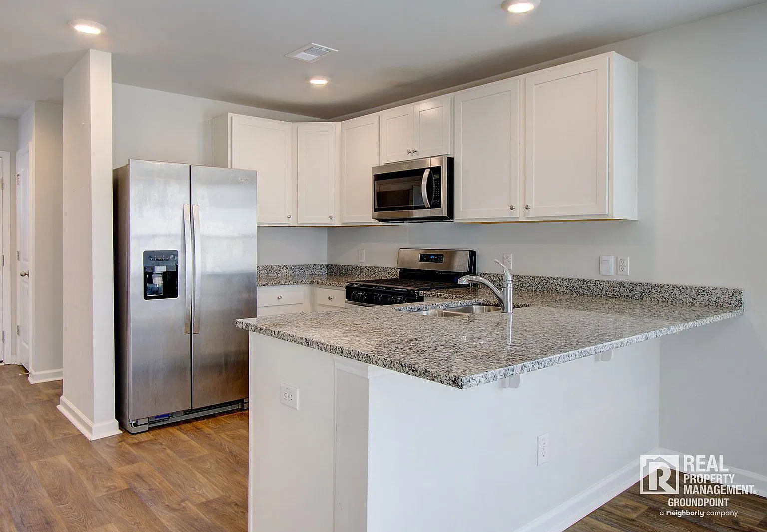 4 bed, 2.5 bath, 1763 sqft, $2,500 — Photo 3