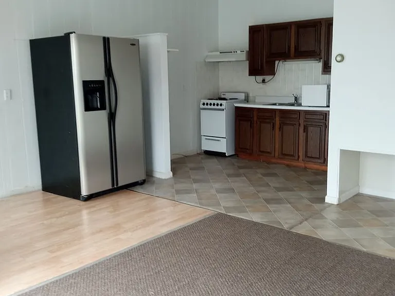 3726 N Front St — Photo 5