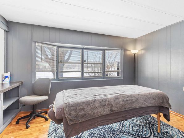 rapid-city-south-dakota-117827752 picture