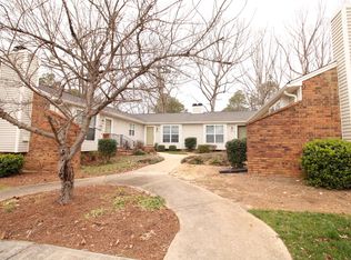 5960 Suncreek Ct, Raleigh, NC 27606