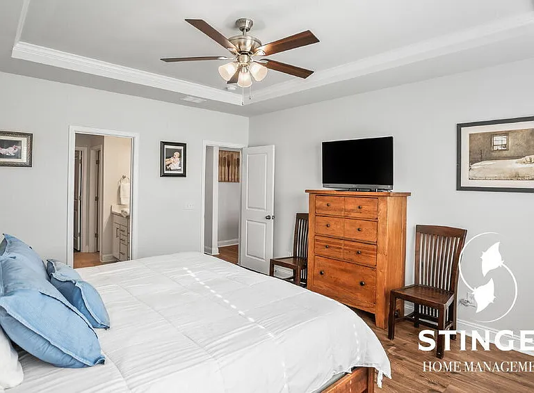 1174 Danner Dr — Photo 15
