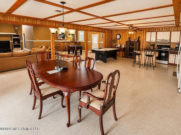 5th image of 1295 Moon Lake Rd