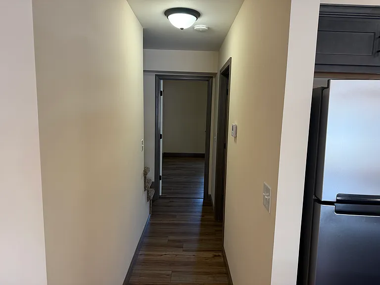 526 Gillham St — Photo 10