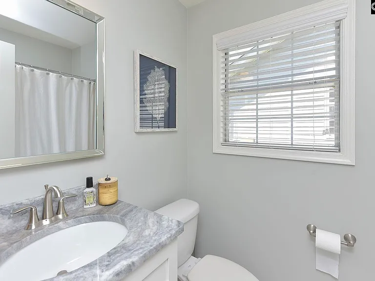 2823 Gadsden St — Photo 12