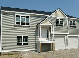 144 Marshall Ave, Cumberland, RI 02864