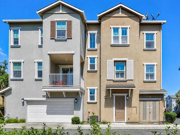2nd image of 181 Hart Ct