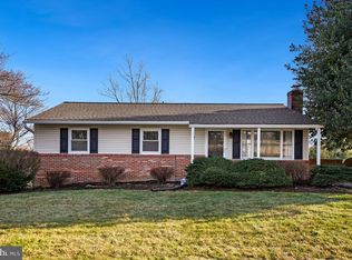 12316 Fountain Dr, Clarksburg, MD 20871
