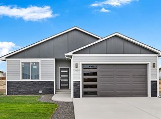 13635 W Redding Dr, Airway Heights, WA 99001