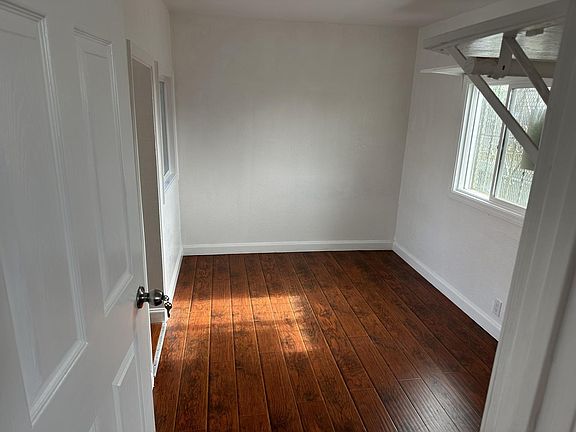 4th image of 106 San Diego Ave APT C