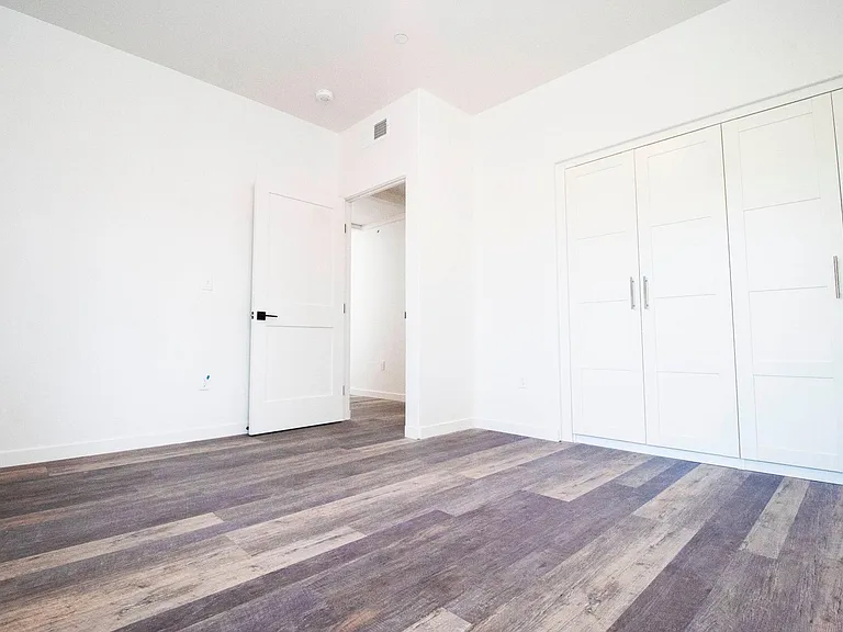 632 McCorkle Ave #B — Photo 5