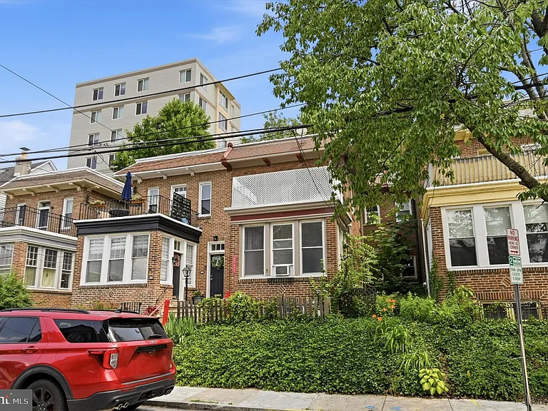 1 W Athens Ave #1/2-C — Photo 23