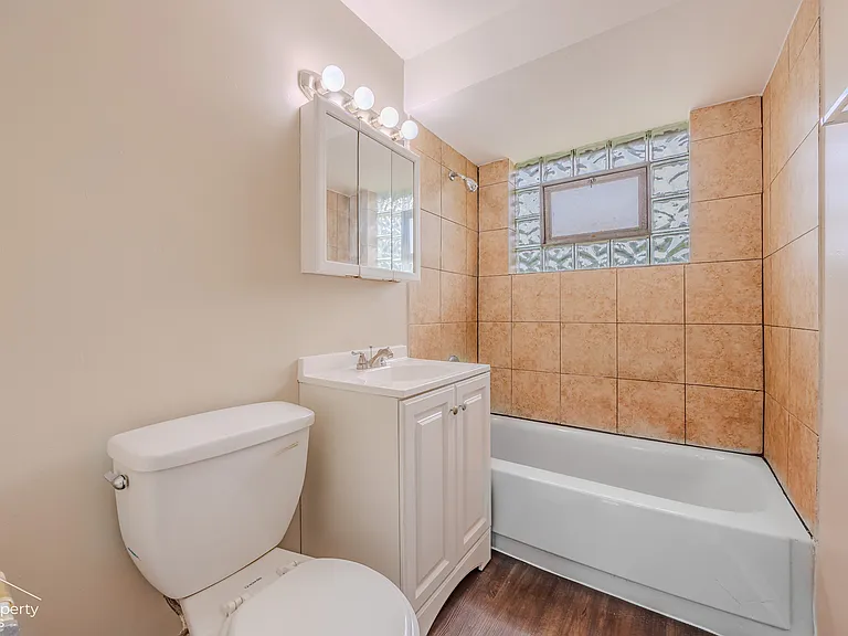 2806 E 76th Pl #3S — Photo 14