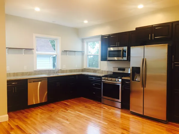 76 Eleanor St #2, Chelsea, MA 02150