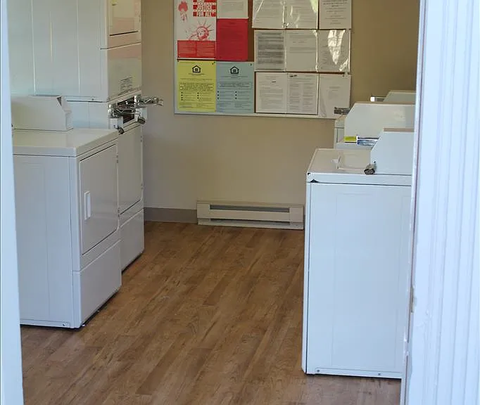 Cedar Creek 2 Apartments — Photo 20