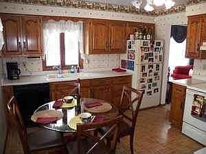 Eat-in Area in Kitchen