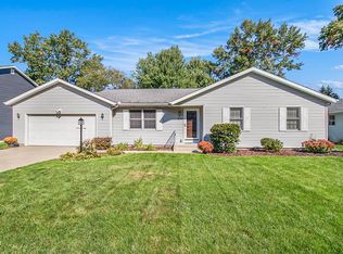 3826 Fern Hill Dr, Mishawaka, IN 46544