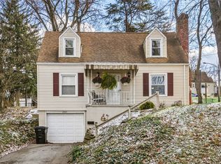 2321 Milford Dr, Bethel Park, PA