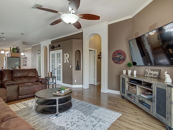 4th image of 18815 N 16th Pl