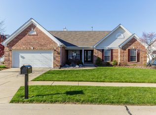 745 Castle Ridge Dr, Ballwin, MO 63021