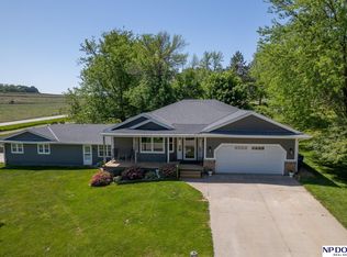 10021 Alice Dr, Omaha, NE 68142