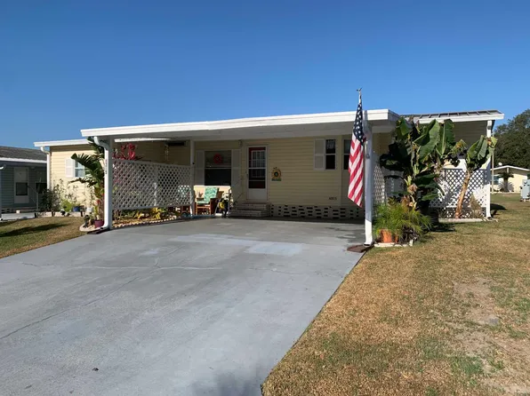 6315 Eagles Nest Dr, Zephyrhills, FL 33542