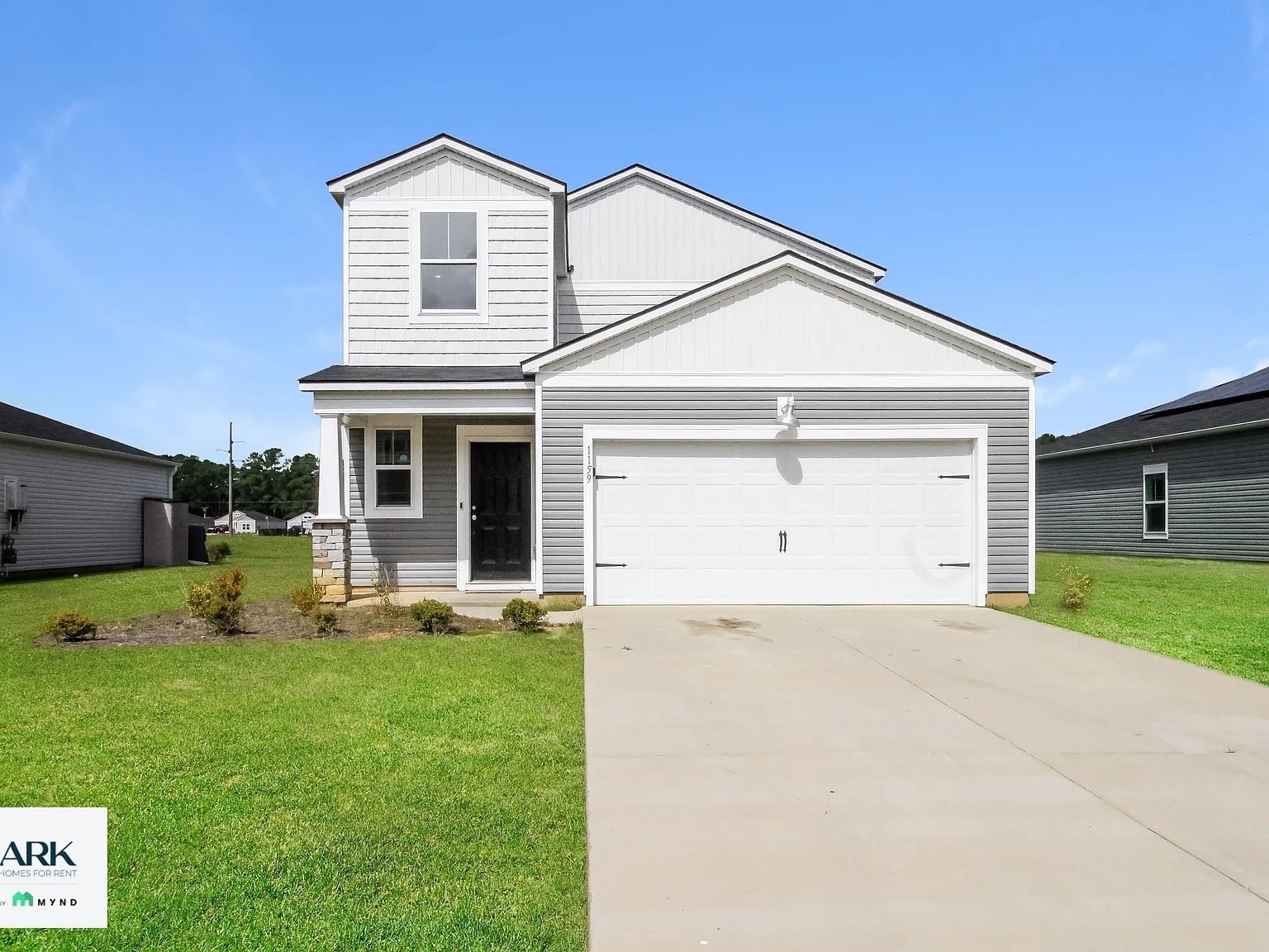 5 bed, 2.5 bath, 2343 sqft, $2,215 — Photo 1