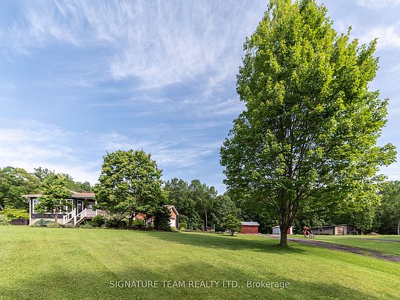 2nd image of 4819 Round Lake Rd