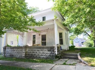 218 E Main St, Lisbon, IA 52253