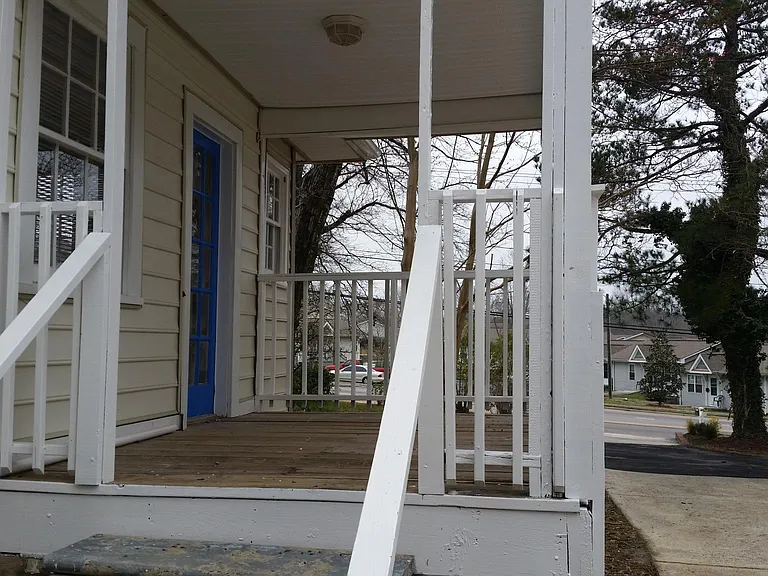 3215 Fayetteville St — Photo 8
