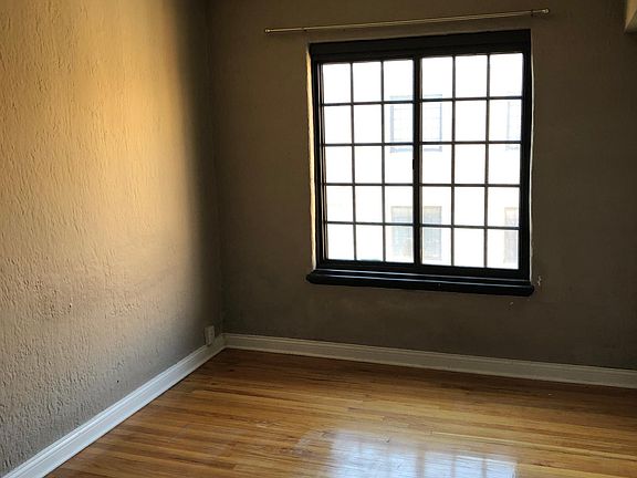 3rd image of 5347 N College Ave APT 306