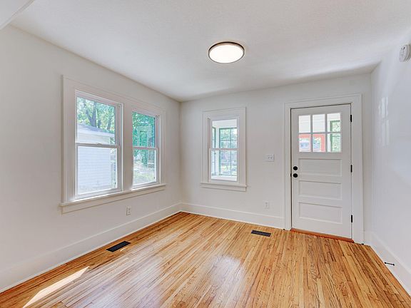 4th image of 4546 Logan Ave N