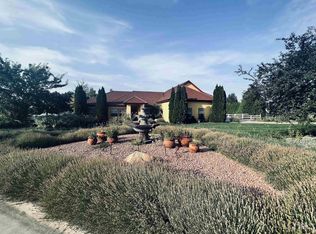 302 E Prairie View Ln, Meridian, ID 83642