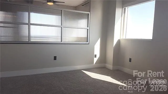 505 E 6th St #1305 — Photo 9