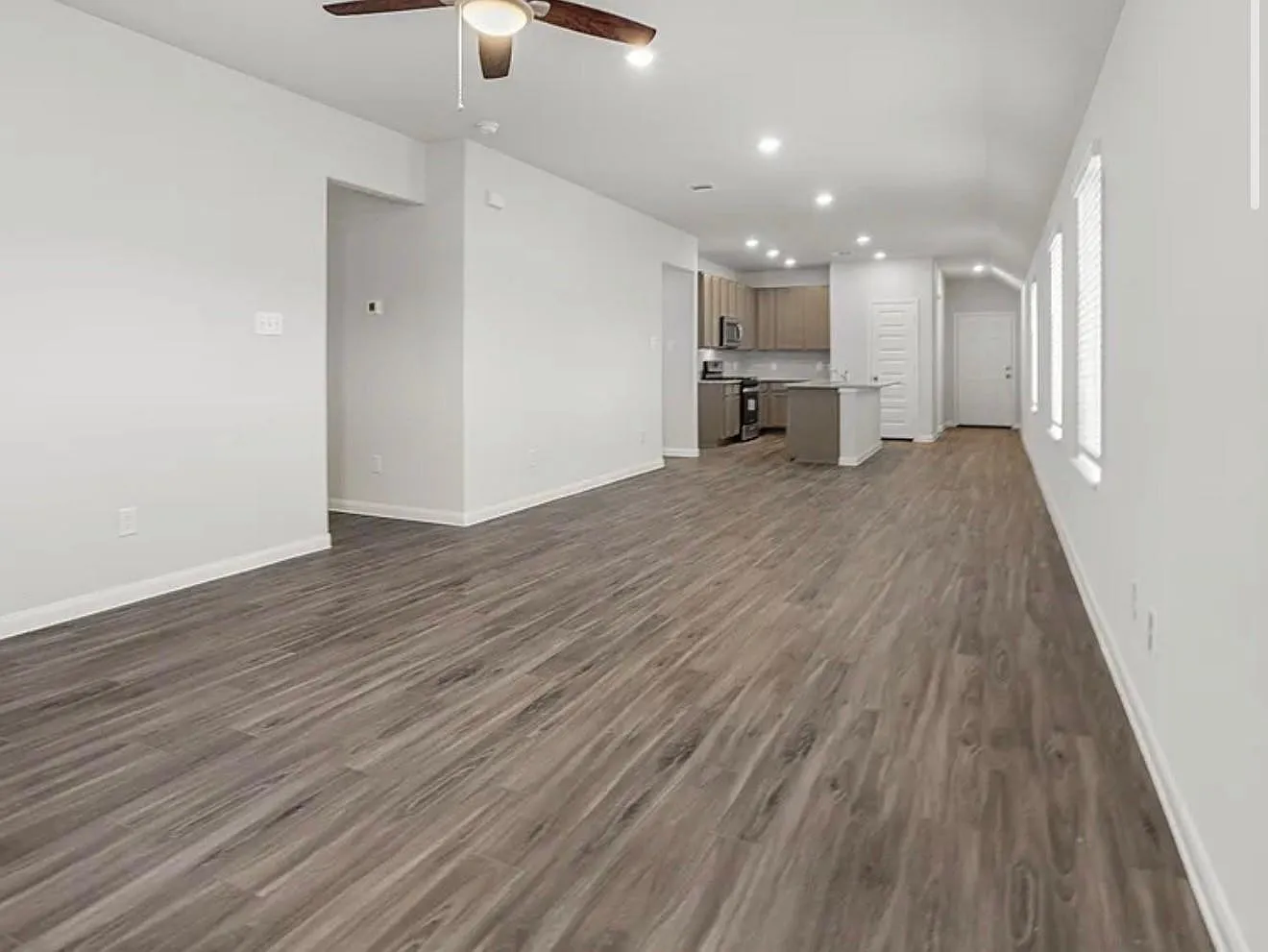 3 bed, 2.0 bath, 1662 sqft, $1,950 — Photo 2