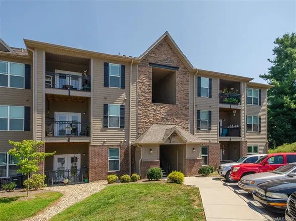 142 Brickton Village Cir #201, Fletcher, NC 28732