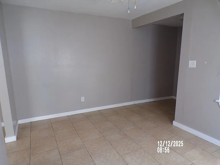 804 SW Park Ave #B — Photo 9