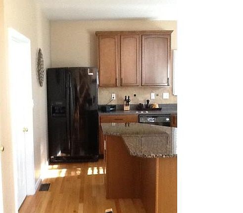 2nd image of 5 Ashbury Crossing Ct