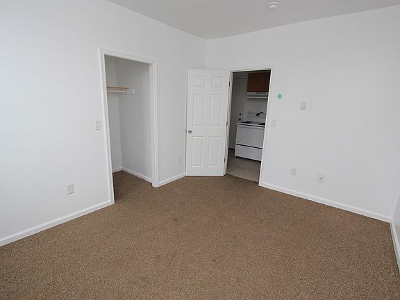 4th image of 103 Madison St #4