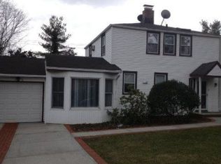 295 Interstate Highway U Willets Rd, Albertson, NY 11507