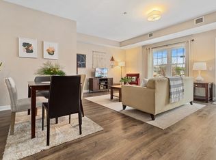 8 Walnut St UNIT 118, Peabody, MA 01960