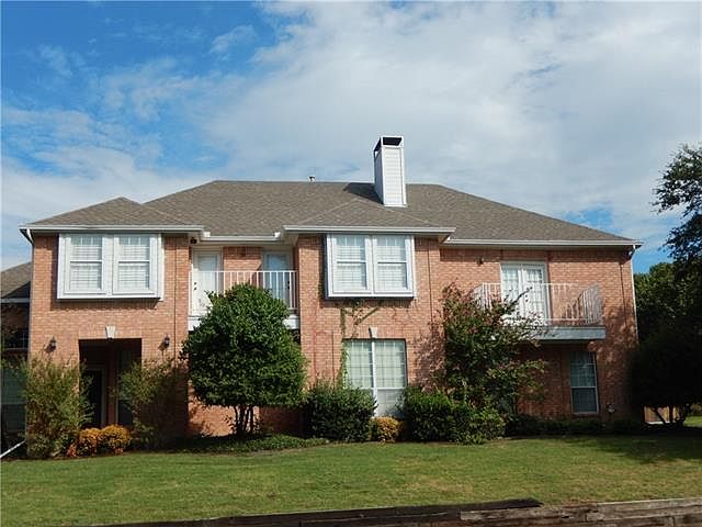 1st image of 1000 Cambridge Dr