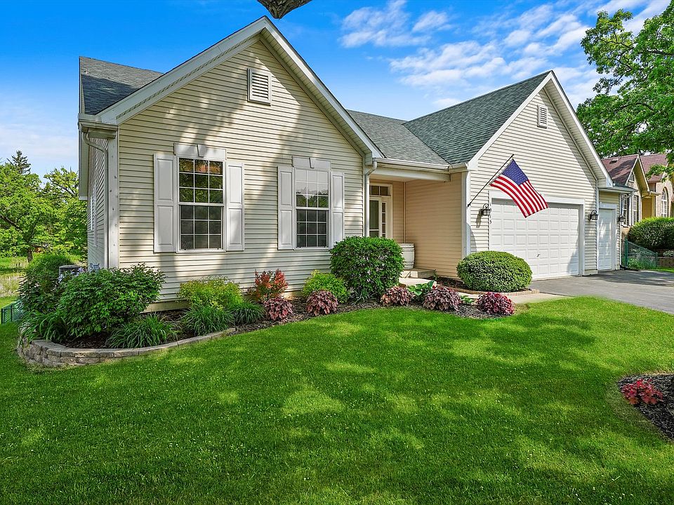 1915 Tyler Trl, Mchenry, IL 60051 | Zillow