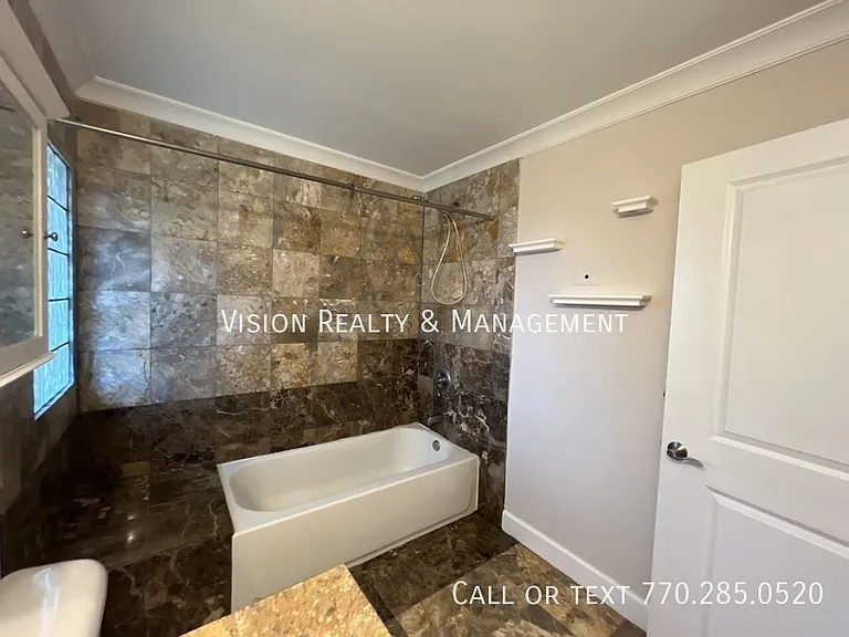 977 Cummings St SE — Photo 33