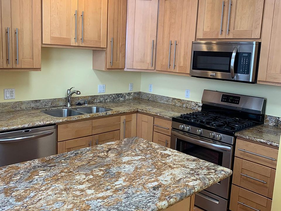 1st image of 2689 Bryant St #2689
