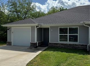 321 Westbrook Ct #1, Decatur, AR 72722