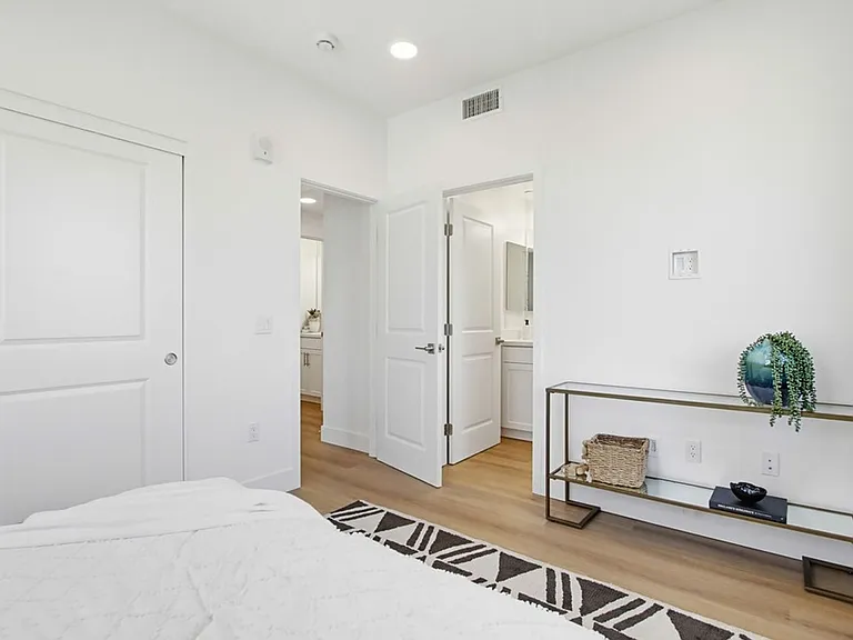 BRAND-NEW Euclid Apartments | National City — Photo 68
