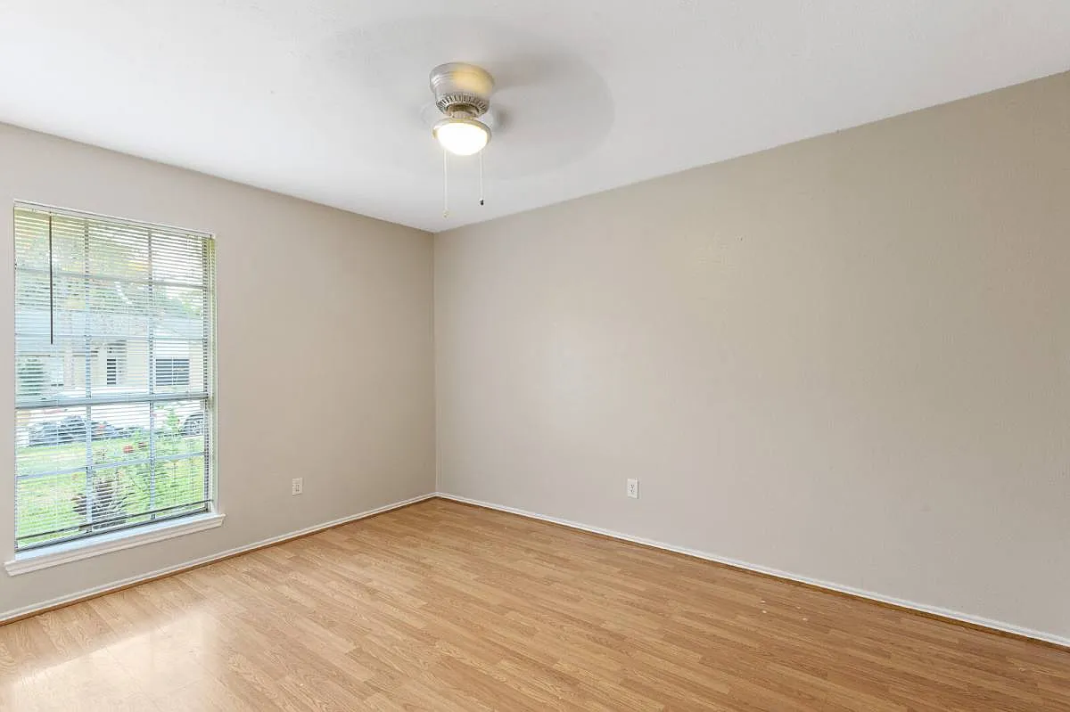 18067 Garden Manor in Houston, TX 77084 — Photo 4