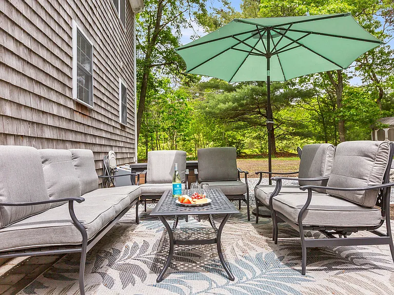 10 Kristina Ln — Photo 16