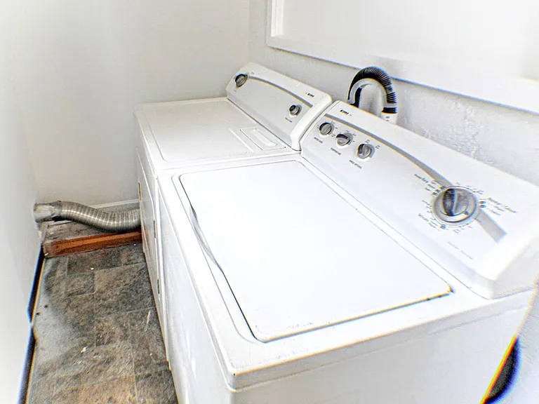 1535 S Hicks St — Photo 9