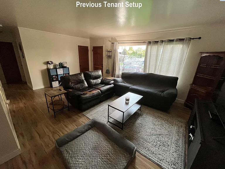 222 Casey Ave — Photo 3